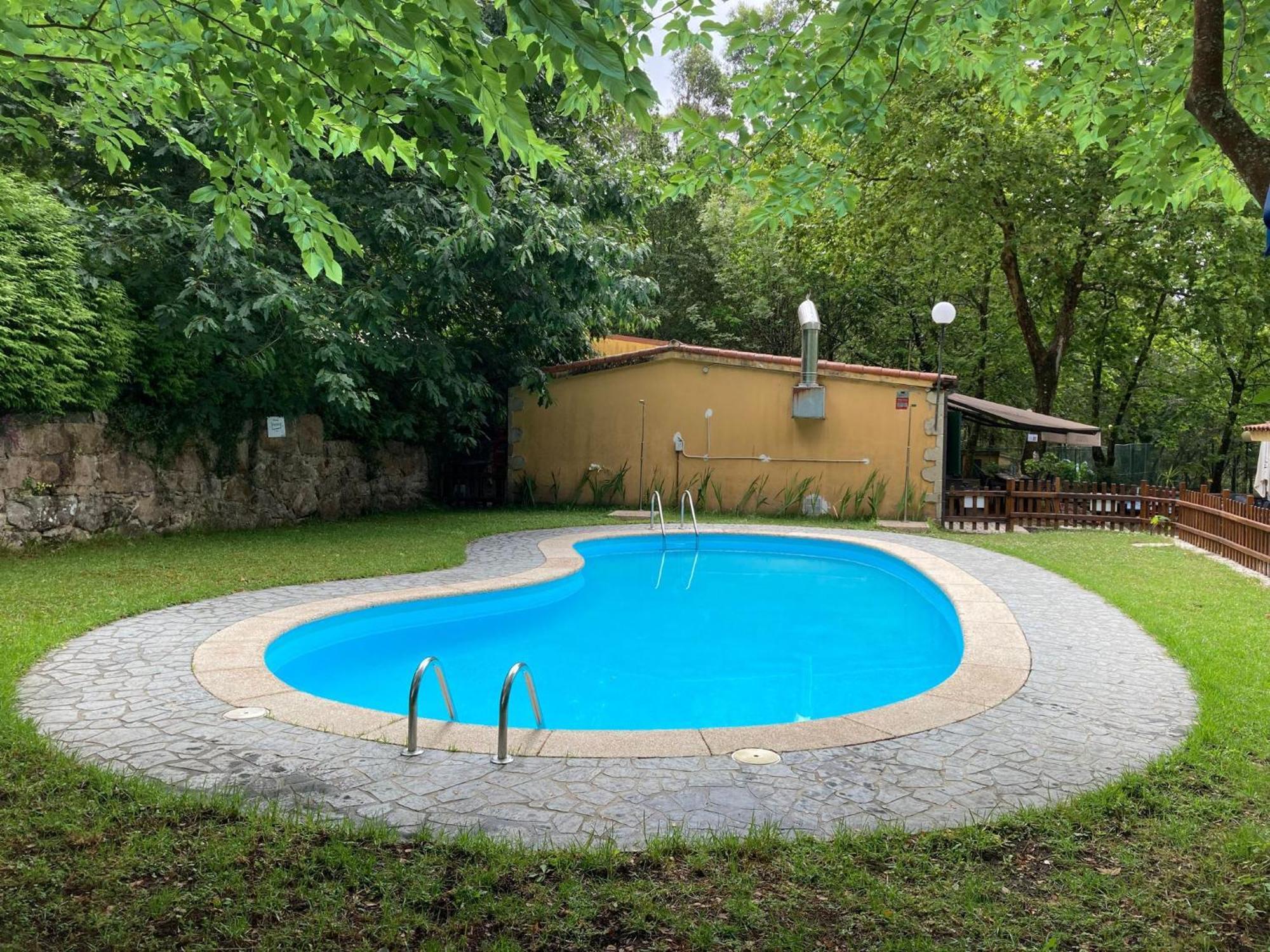 Albergue O Beque Моанья Екстер'єр фото